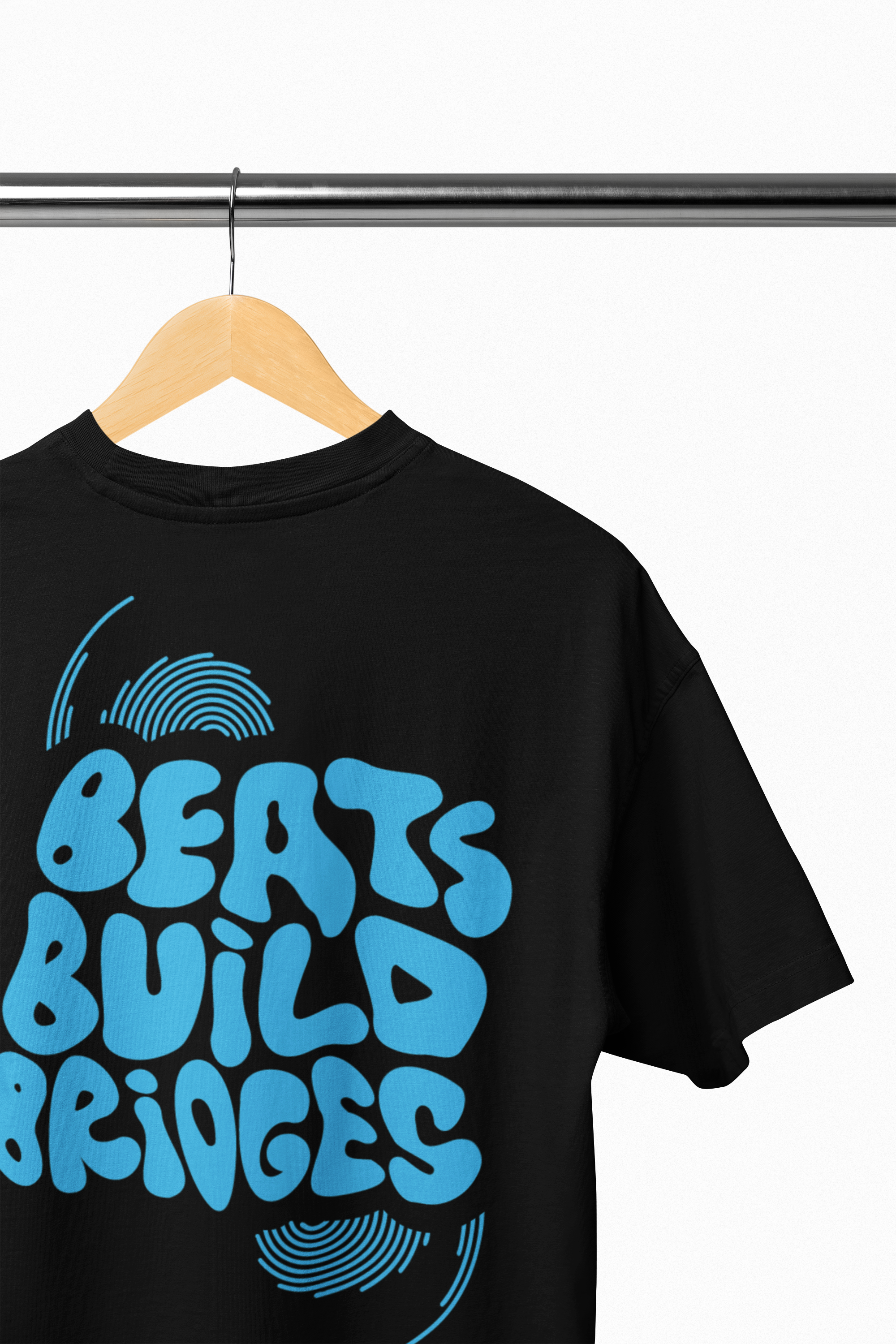 BEATS BUILD BRIDGES – The Rhythm of Connection – House Music T-Shirt #H006